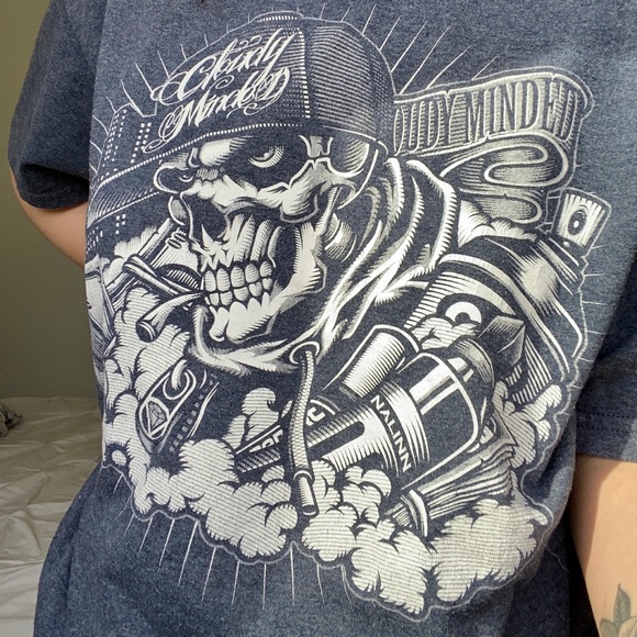 Comfy Graphic Tee - Picture 2 of 2